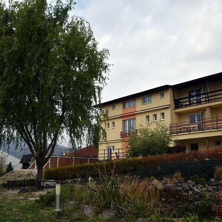 Penzion Koruna Nitrianske Rudno Dış mekan fotoğraf